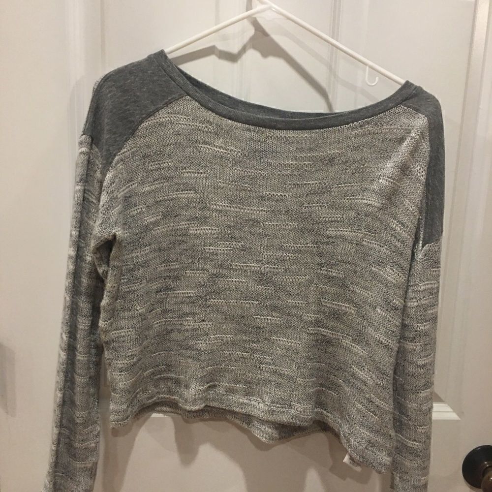 C&C California Small crop gray sweater long sleeve shirt